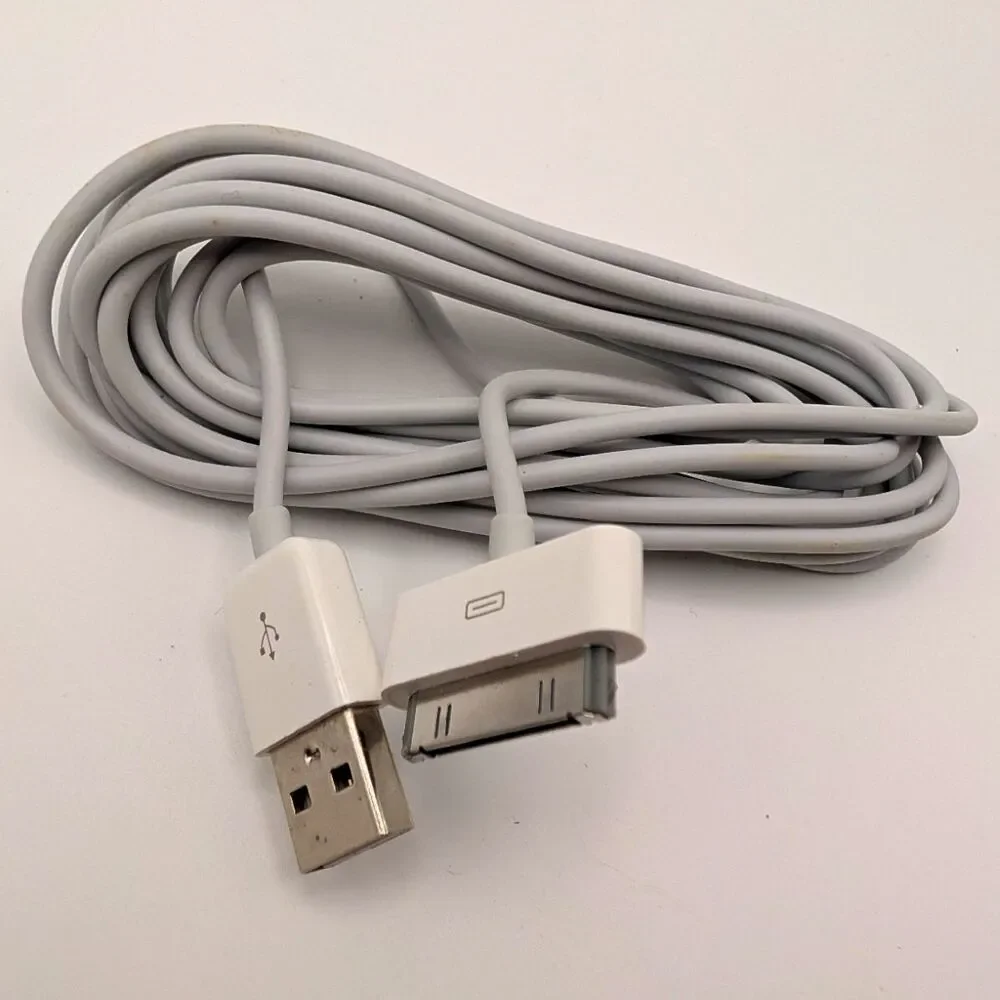 White USB to 30-Pin Charge & Data Sync Cable for Apple iPhone 4/4s iPod- 8'